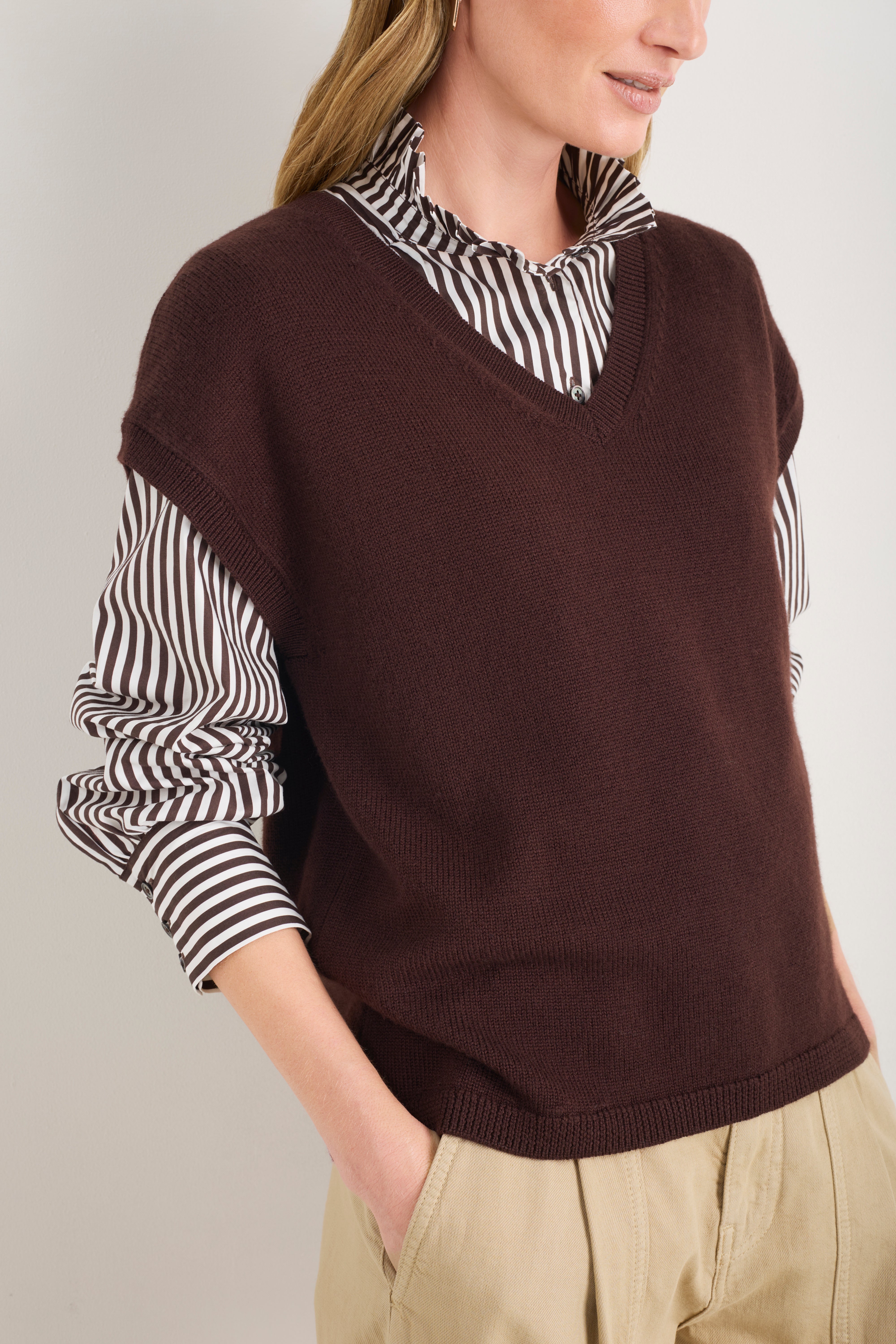 Fleur V-Neck Tank - Cocoa